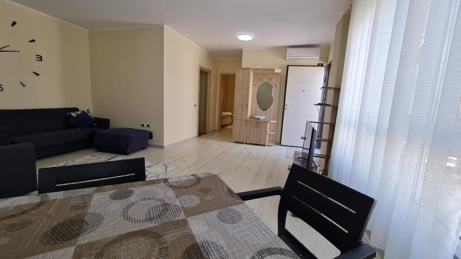 Apartment In Qerret Golem (Tirana) Exterior foto
